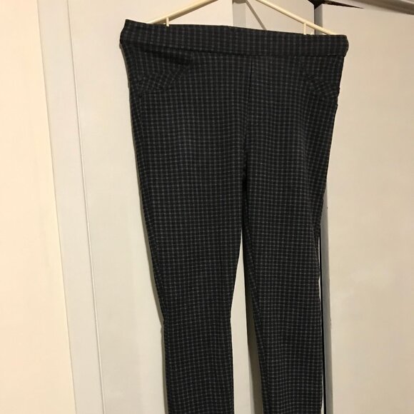 Lily Morgan Black/Grey Ladies Plaid Skinny Leg Pants Size Small - Picture 1 of 2